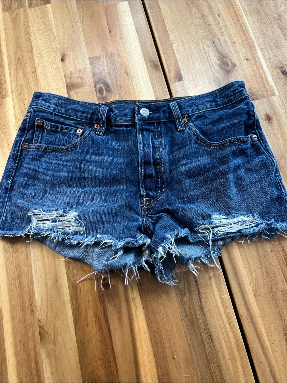Levi’s 501 Women’s W31 Distressed Cutoff Denim Shorts Raw Frayed Hem